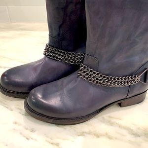 Vintage Foundry mid calf boots